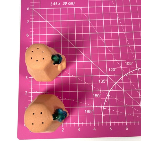 Southwestern Terracotta Salt Pepper Shaker Green Blue Glaze Chili Pepper Vintage - Picture 9 of 10